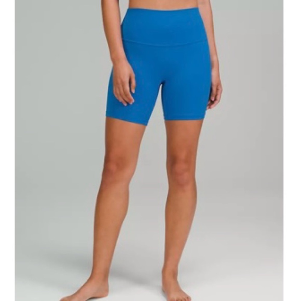 NWOT Lululemon Athletica high rise align 6” shorts